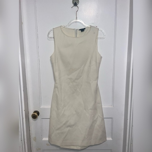Theory Career Off White Sleeveless Dress w/ Back Cutout $298 Size 8 - Picture 1 of 3